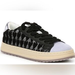 Steve Madden Kids Shoes with black lace/ US Size 4